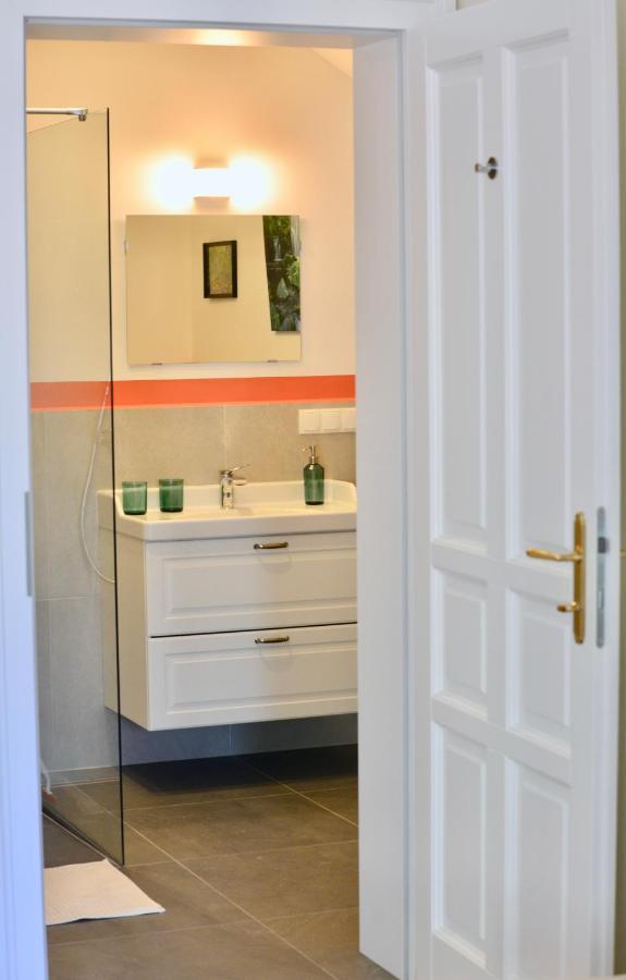 Apartment Spacious And Comfy With 3 Bedrooms Wien