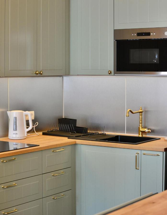 Spacious And Comfy With 3 Bedrooms Apartment Wien